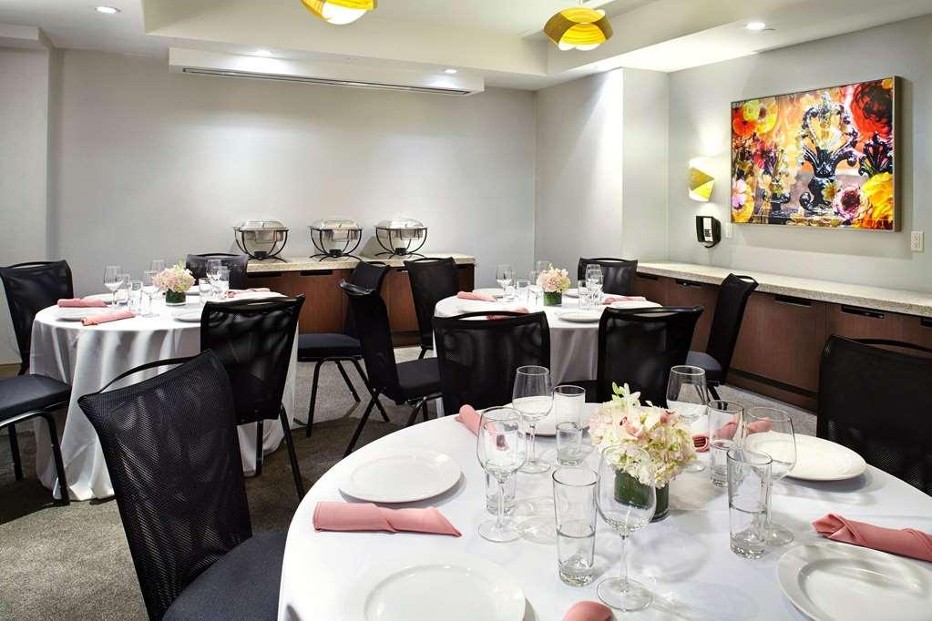 Cambria Hotel New York - Chelsea Facilities photo