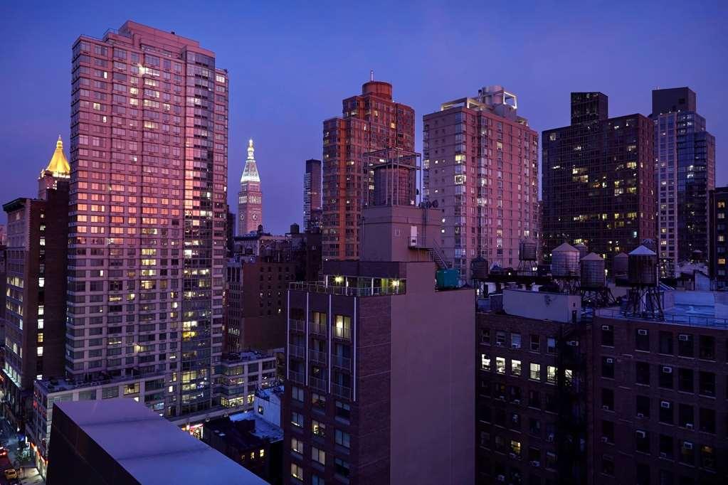 Cambria Hotel New York - Chelsea Exterior photo
